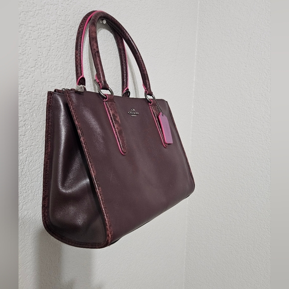 Coach Carryall Bag - Picture 3 of 14
